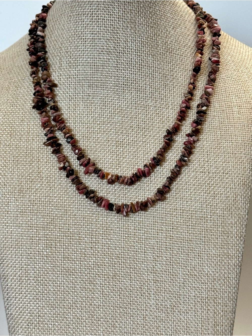 Vintage Rhodonite Chip Necklace Natural Pink Gemstone Beaded Strand